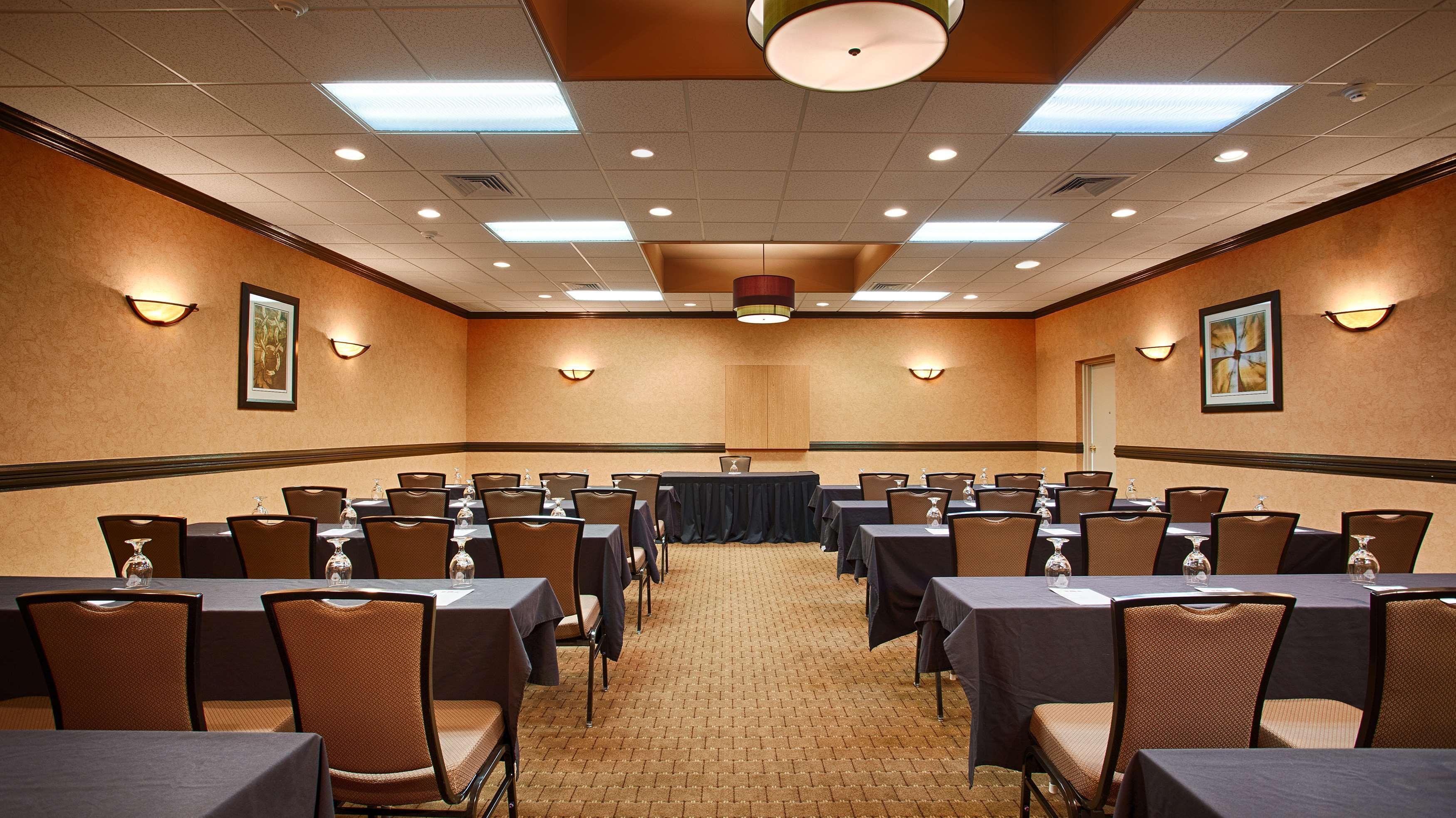North Haven Clarion Inn מראה חיצוני תמונה